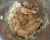 A picture of step 1 of Ginger Cardamom Tea.