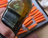 Foto del paso 3 de la receta: Zanahorias horneadas con tomillo, ajo y AOVE 🥕como guarnición, snack saludable o en ensalada