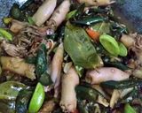 Foto langkah ke 6 dari resep Cumi sotong cabe ijo.