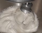 Foto del paso 3 de la receta: Rosetones merengue rellenos de crema de limón