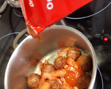 Foto del paso 2 de la receta: Salsa de tomate para albóndigas