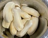 Foto langkah ke 1 dari resep Banana Roll.