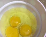 A picture of step 1 of Desi omelet.