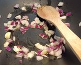 A picture of step 1 of Oven cooked beef chilli.