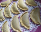 Foto langkah ke 6 dari resep Pastel Abon.