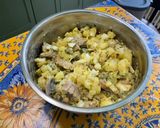 Une image de l'étape 18 de Salade marinée de pommes de terre aux harengs fumés, oignons et cornichons.