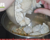 Foto del paso 4 de la receta: Crema de coliflor y almendras