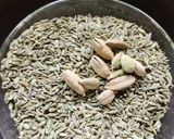 A picture of step 1 of Saunf Sarbat / Variyali Sarbat.