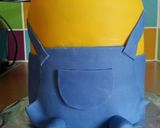 A picture of step 35 of Vickys Minion Bob Cake (Decorating Idea).