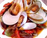 Foto langkah ke 5 dari resep Kerang Hijau Asam Manis.
