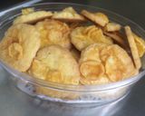 Foto langkah ke 5 dari resep Corn Flakes Cookies Simple.