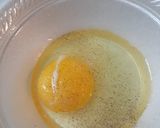 A picture of step 2 of Egg and Noodles.