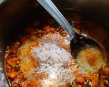 A picture of step 2 of Sprout pulav.