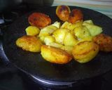 A picture of step 2 of Street style Aloo chaat.