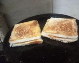 A picture of step 4 of Cream Jam Sandwich.