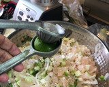 Foto del paso 3 de la receta: Tostadas de Manitas de Cerdo deshuesada al estilo Sonorense