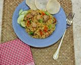 Foto langkah ke 5 dari resep Pancit Canton (Mie Goreng Philippines).