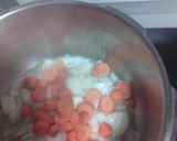 Foto del paso 1 de la receta: Acelgas con patatas y refrito