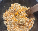 Foto del passaggio 4 della ricetta Risotto arancia, carota e rucola🍊🥕🥬