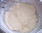 Foto del paso 5 de la receta: Pastel de avellanas y manzanas