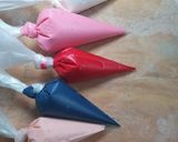 Hình bước làm 3 của món Đường icing