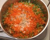 A picture of step 1 of Smoked Salmon Chowder.
