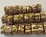 A picture of step 6 of Dates and peanut bites.