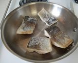 A picture of step 4 of Rainbow Trout Teriyaki.