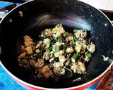 A picture of step 5 of Bhindi Shorshe/Sarson.