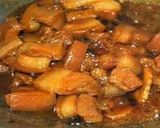 Foto langkah ke 5 dari resep Babi Kecap Jahe raspian.