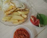 Foto langkah ke 1 dari resep Balado telur dan kentang tabur keju.