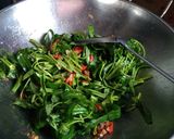 Foto langkah ke 3 dari resep Tumis kangkung🍽️😋.