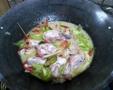 Foto langkah ke 4 dari resep Garang asem ayam maknyuss.