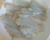 A picture of step 1 of Baked plaice fillets with Tomatoes and Olives.