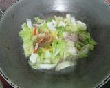 Foto langkah ke 3 dari resep Orak Arik Telur Sawi Putih.