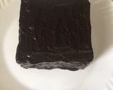 A picture of step 6 of Bread cake with Oreo frosting.