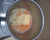 Foto langkah ke 3 dari resep Mie Instan Wortel Telur.