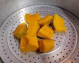 Foto langkah ke 1 dari resep Pumpkin Butter Cake.