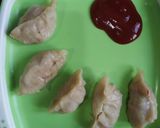 A picture of step 5 of Veg Momos.