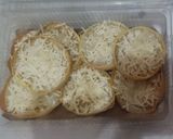 Foto langkah ke 4 dari resep Martabak Manis Mini (Takaran Sendok).