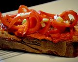 Une image de l'étape 5 de Tartine simple autour du poivron rouge.