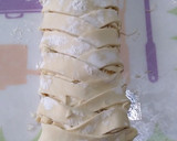 Foto langkah ke 4 dari resep Banana Choco Cheese Strudel.