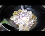 Foto langkah ke 2 dari resep Ayam ungkep mentega (MPAsi 1 tahun).