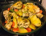 Csirkecombok, zöldségekkel sütőzacskóban sütve 🍗🥔🥕 recept fázis 2 fotója