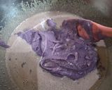 Foto langkah ke 5 dari resep Bolu Kukus Ubi Ungu.