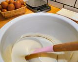Foto langkah ke 3 dari resep Mini Egg Cake.