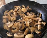 Foto langkah ke 6 dari resep Chicken Stroganof with Coconut Milk /santan.