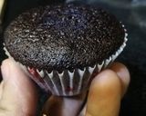 A picture of step 2 of Oreo cupcakes.