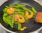 ผัดถั่วลันเตาใส่กุ้ง วิธีทำสูตร 4 รูป