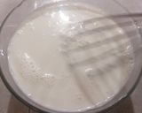 A picture of step 3 of Homemade Natural Yogurt.
